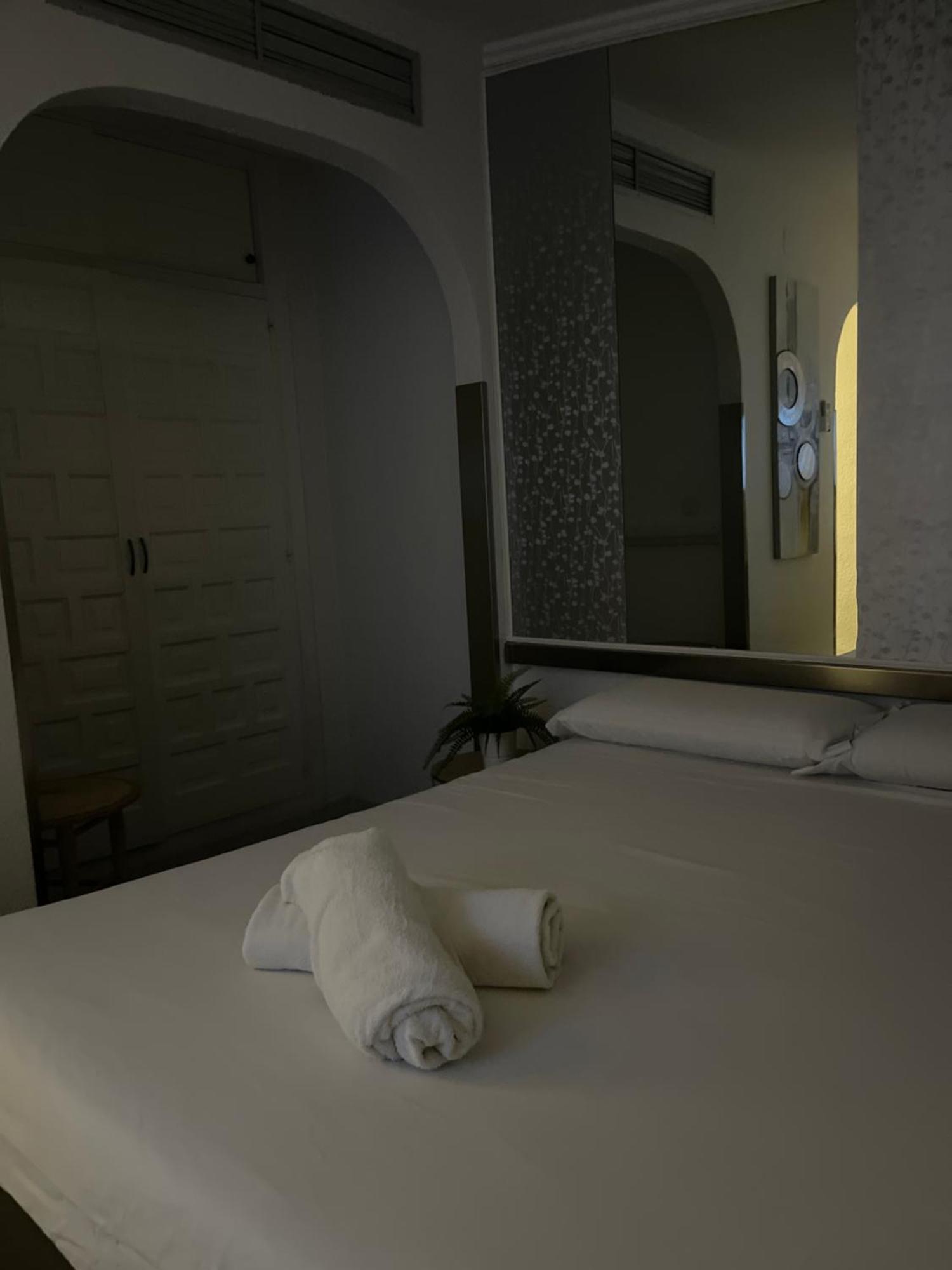 Appartement San Antonio Carihuela Aptos. Sun &