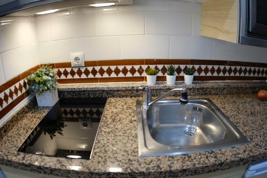 Appartamento San Antonio Carihuela Aptos. Sun & *